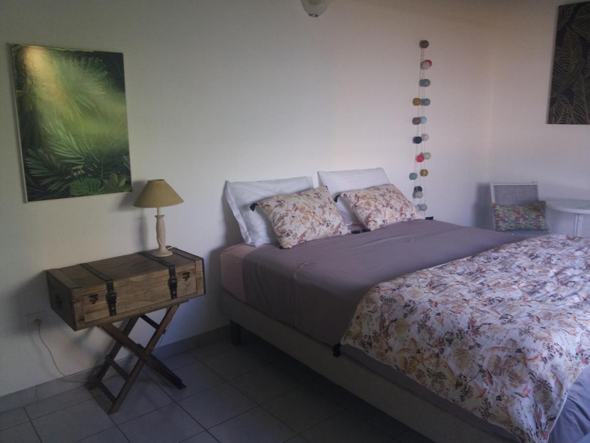 Chambre D'Hote Et Loft Dans Maison De Charme Piscine A Debordement La Villa Gialla ชูลแชร์ ภายนอก รูปภาพ